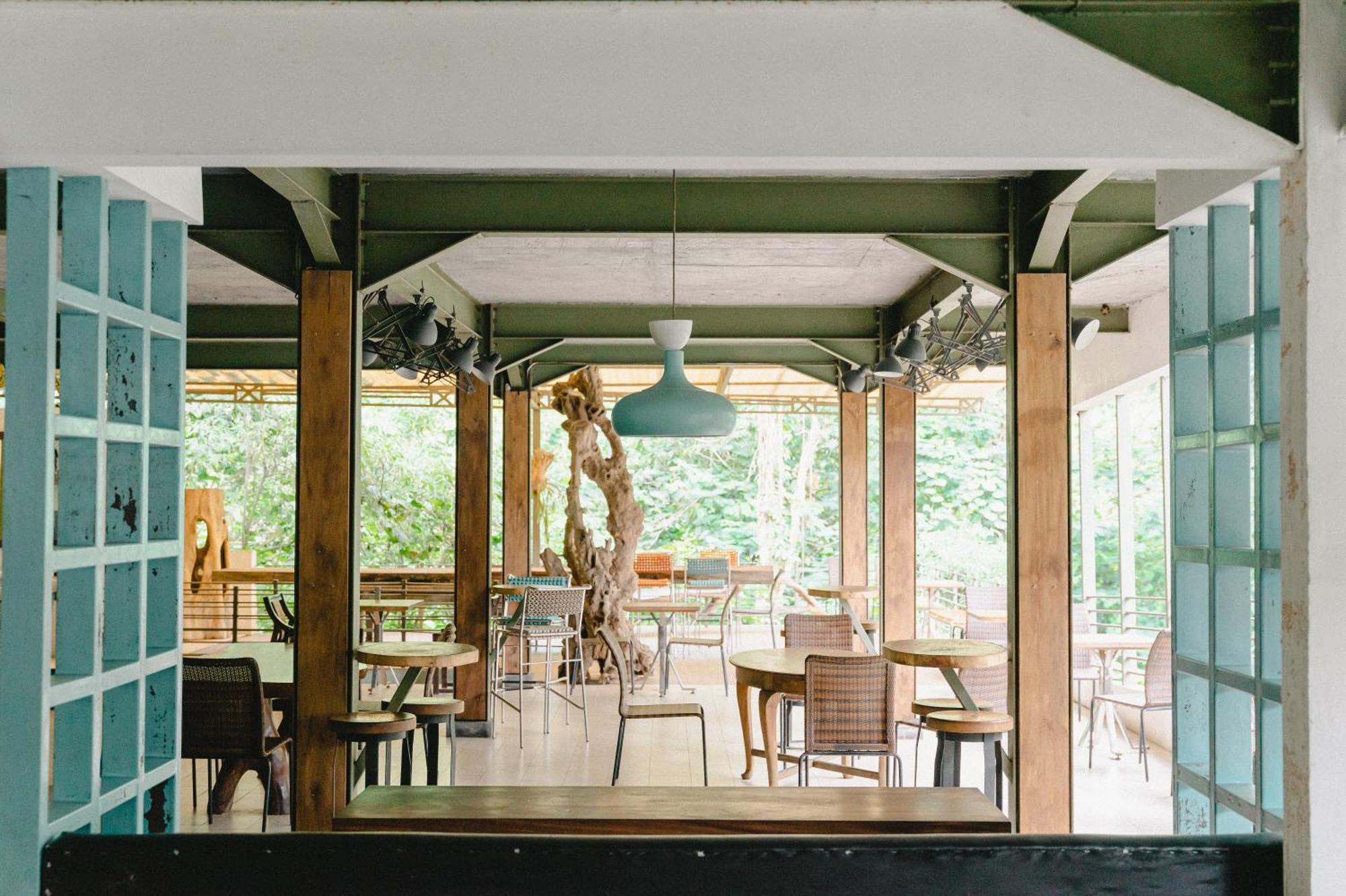 Habitat Hills Hotel Cisarua Bagian luar foto