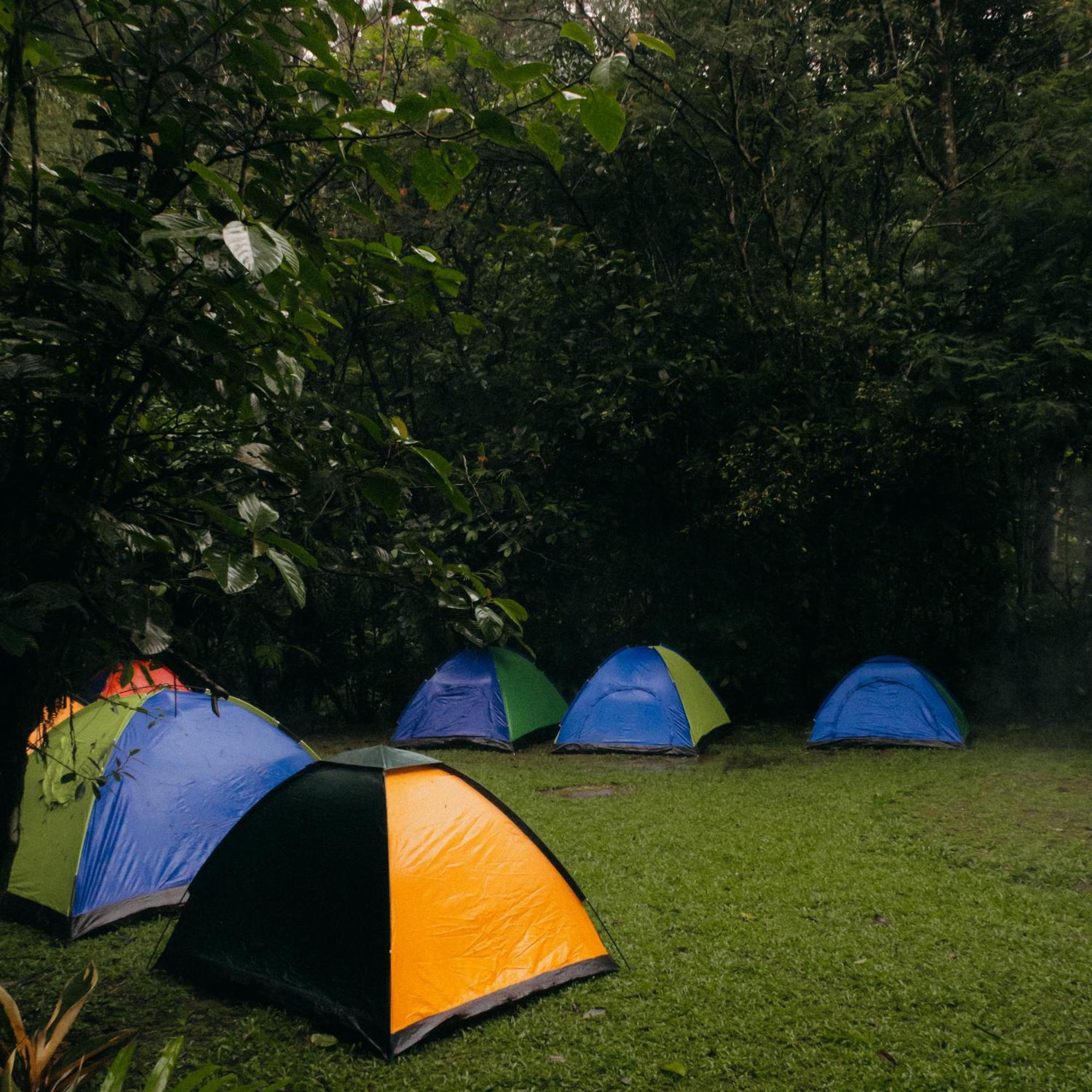 Habitat Hills Hotel Cisarua Bagian luar foto