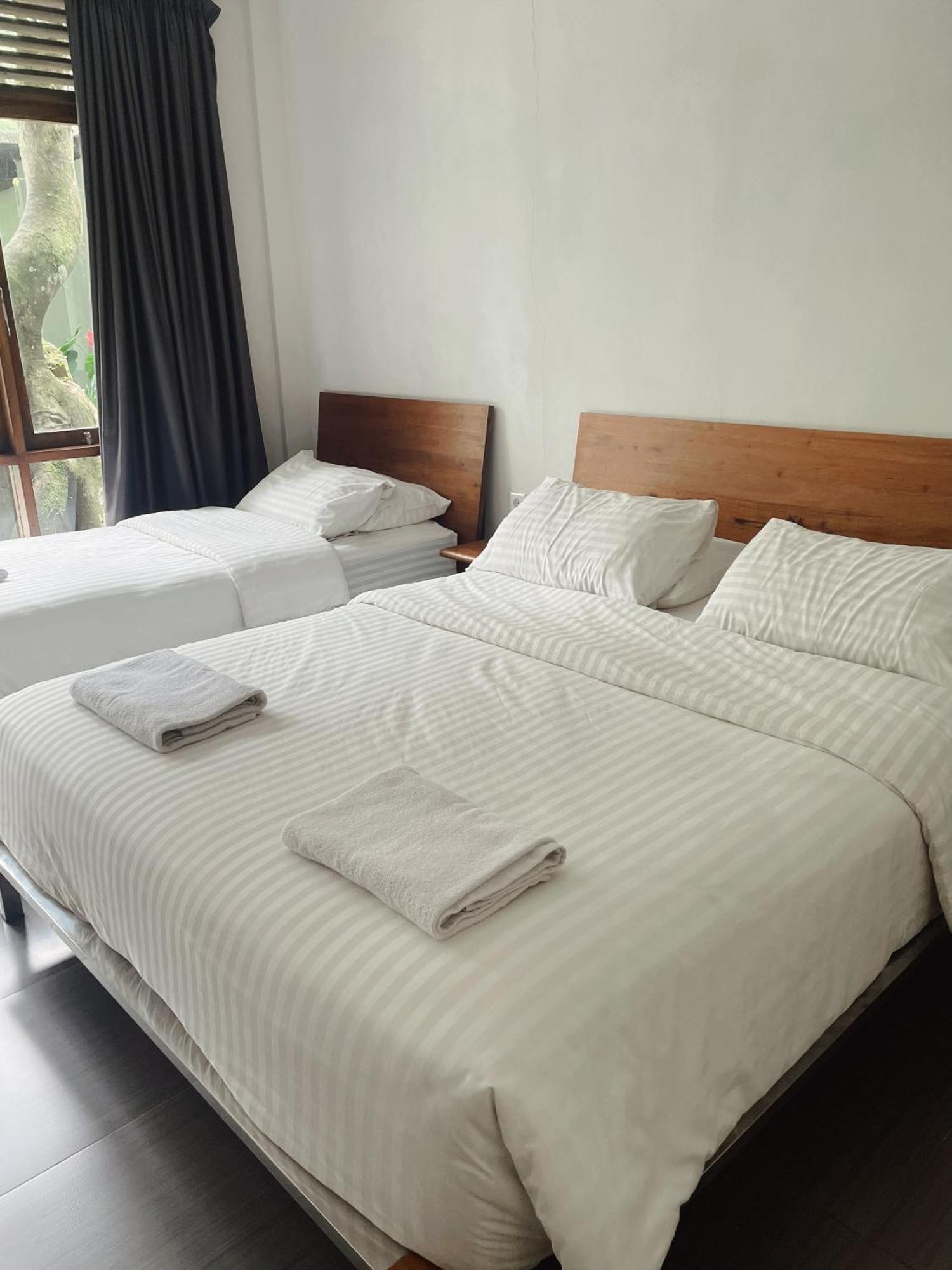 Habitat Hills Hotel Cisarua Bagian luar foto